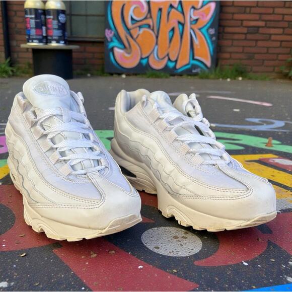 Nike Air Max 95 Triple White GS Youth Size 5.5Y - Picture 7 of 8